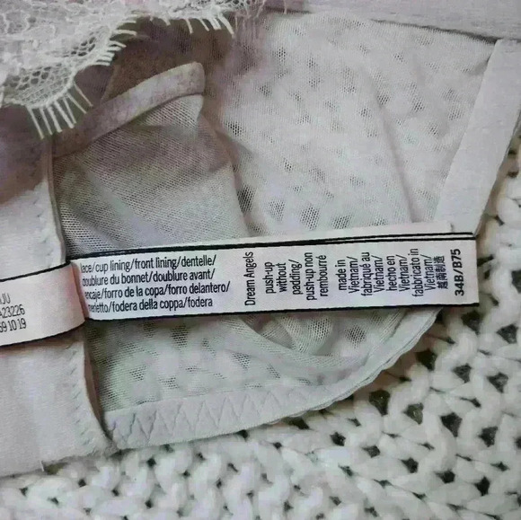 2 For $25! Victoria Secret dream angels bra 34B NWT - Picture 4 of 5